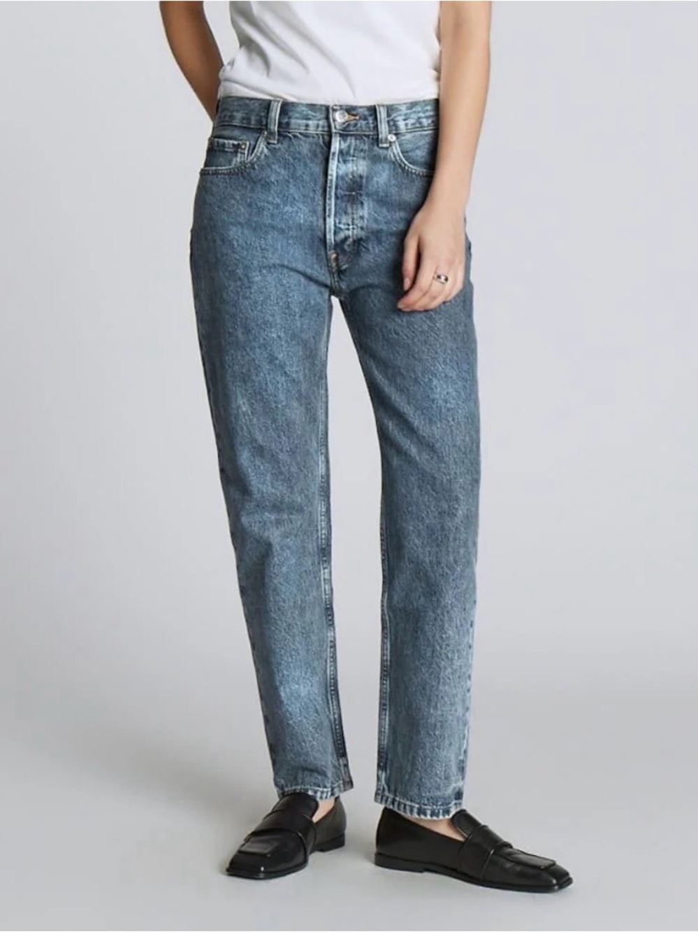 Everlane relaxed straight jean 29L
